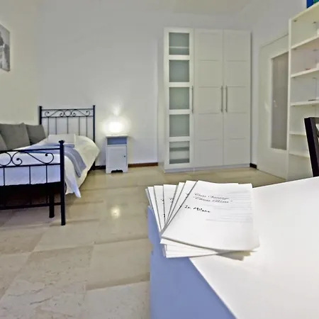Chiesa Rossa Apartment *